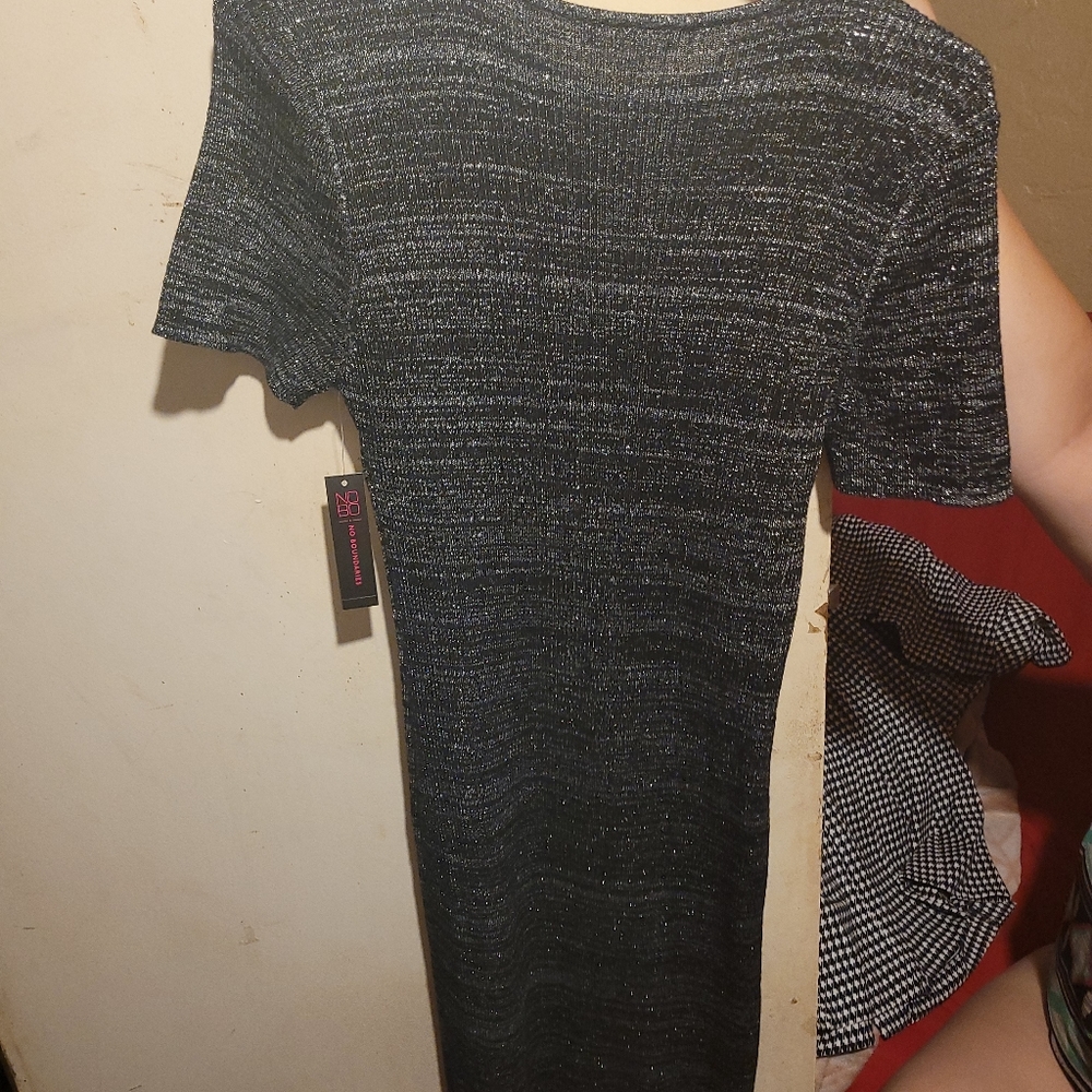 Dress - Picture 2 of 3